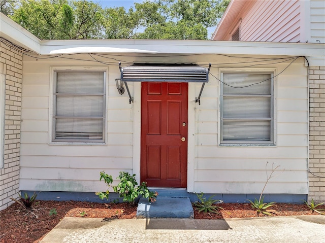 1141 W Euclid Ave, Deland, FL 32720 - photo 3
