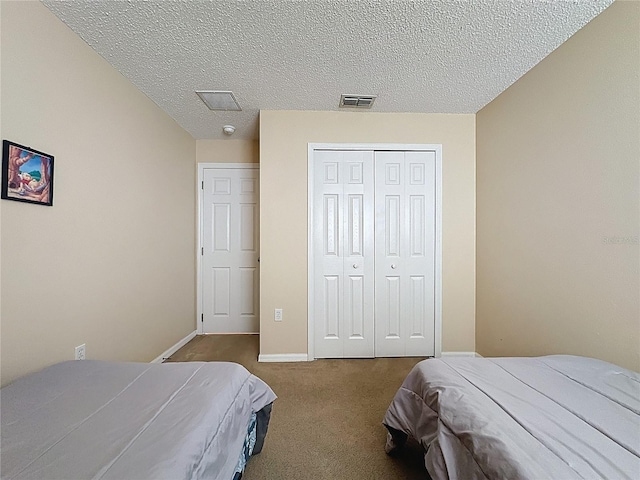 2649 Hemingway Ave, Haines City, FL 33844 - bedroom with a closet and carpet