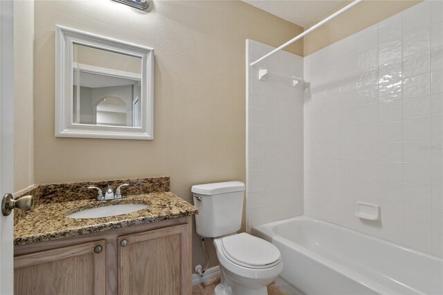 2832 Osprey Cove Pl Unit 102, Kissimmee, FL 34746 - bathroom featuring vanity and shower / bathtub combination