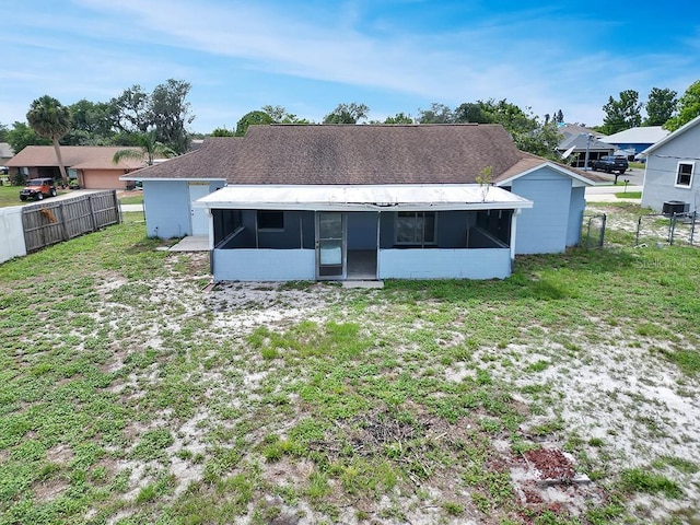 925 Roswell Ter, Deltona, FL 32738 - back of house with a sunroom