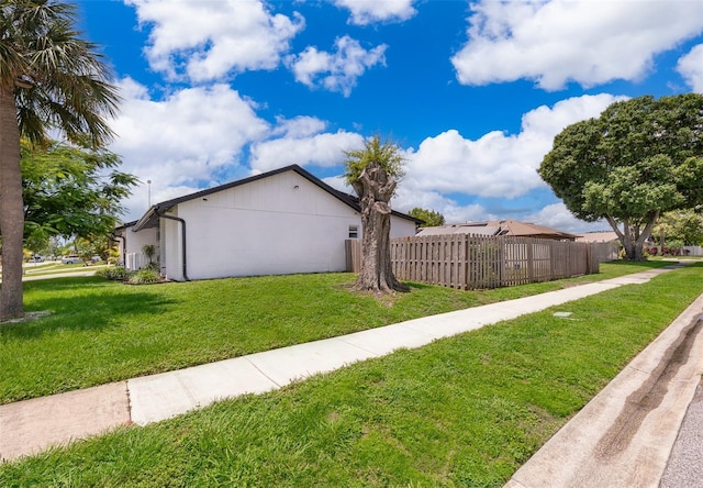 12104 Shallot St, Orlando, FL 32837 - view of side of home