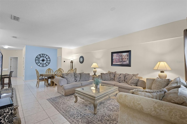 3111 Sun Lake Ct Unit B, Kissimmee, FL 34747 - living room featuring light tile patterned floors