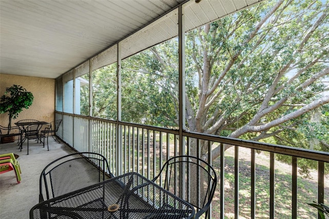 3111 Sun Lake Ct Unit B, Kissimmee, FL 34747 - view of sunroom / solarium