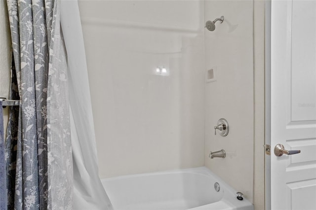 8401 Riverdale Ln Unit 8401, Davenport, FL 33896 - full bathroom with shower / bath combo