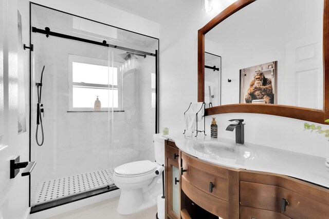 2402 Raven Croft Ct, Orlando, FL 32837 - full bathroom featuring vanity and a shower stall