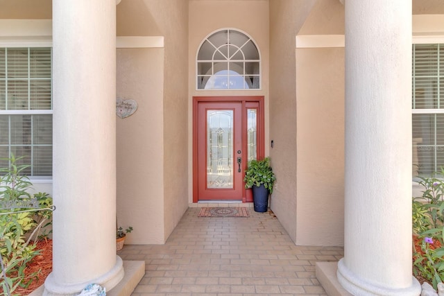2402 Raven Croft Ct, Orlando, FL 32837 - entrance to property with stucco siding