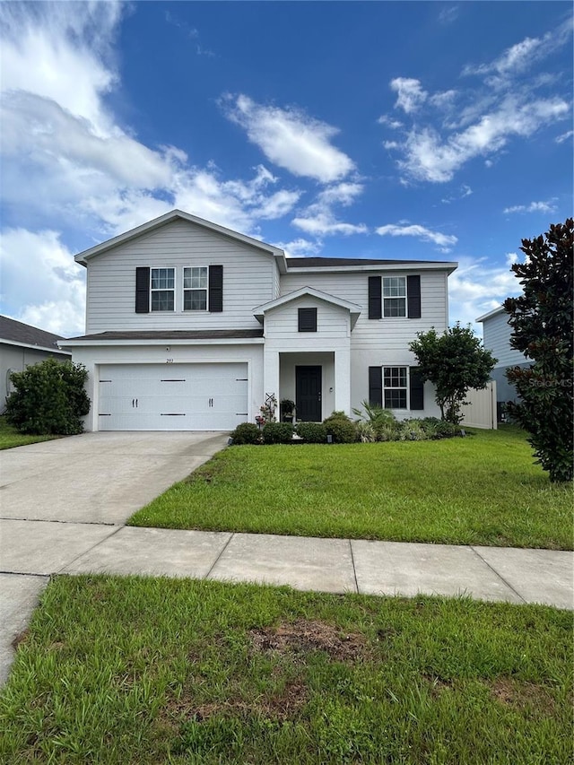 293 Fiddlewood Ct, Davenport, FL 33837 - traditional-style home with an attached garage, concrete driveway, and a front lawn