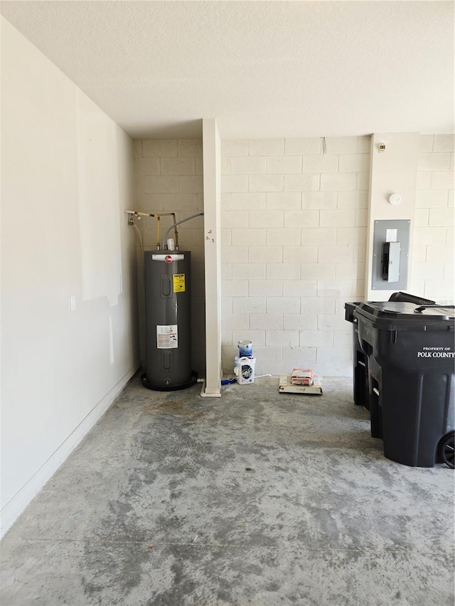 3839 Marbella Way, Davenport, FL 33897 - utilities featuring electric water heater and electric panel