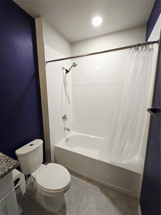 3839 Marbella Way, Davenport, FL 33897 - bathroom featuring shower / tub combo, vanity, and tile patterned floors