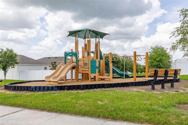 371 Pinecrest Loop, Davenport, FL 33837 - view of communal playground