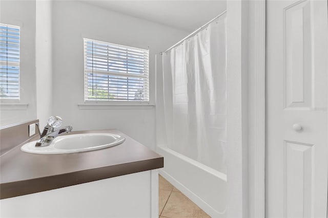 107 Whitehall Way, Kissimmee, FL 34758 - bathroom with tile patterned flooring, shower / tub combo, and vanity