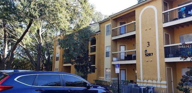 5287 Images Cir Unit 307, Kissimmee, FL 34746 - view of apartment building / complex