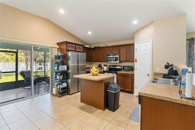 832 Seneca Trl, Saint Cloud, FL 34772 - photo 9