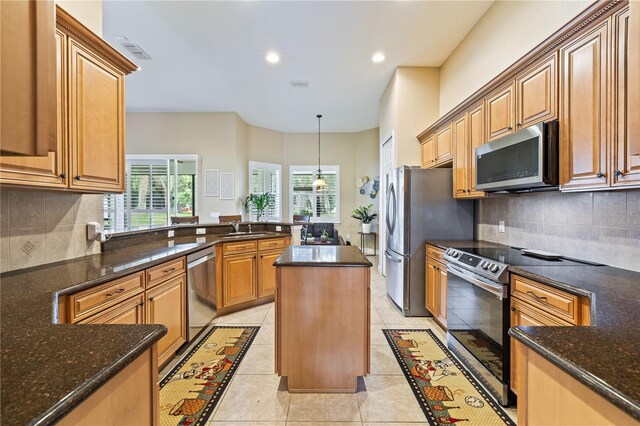 3856 Shoreside Dr, Kissimmee, FL 34746 - photo 11