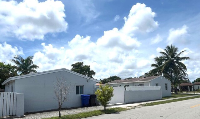 2402 Rodman St, Hollywood, FL 33020 - photo 2