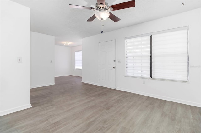 840 Center Ave Unit 80, Daytona Beach, FL 32117 - empty room featuring a ceiling fan and wood finished floors