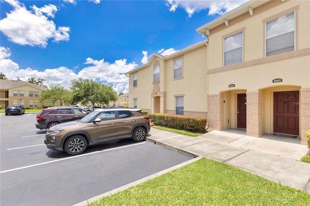 2855 Club Cortile Cir, Kissimmee, FL 34746 - photo 2