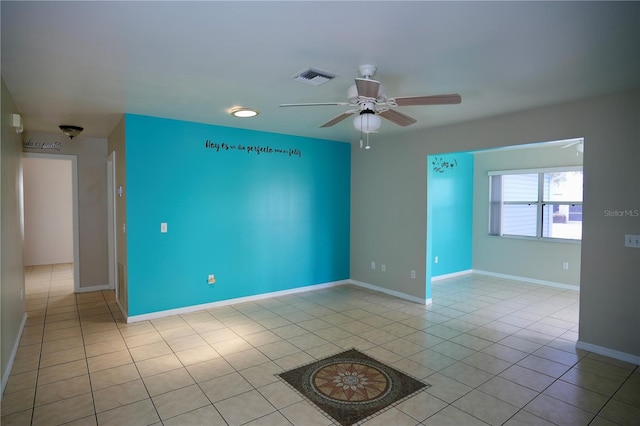 926 Chula Ct, Lady Lake, FL 32159 - unfurnished room featuring ceiling fan and light tile patterned flooring