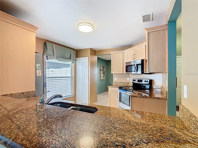 1515 Oak Hill Trl, Kissimmee, FL 34747 - photo 16