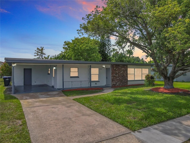5312 Kingswood Dr, Orlando, FL 32810 - photo 1