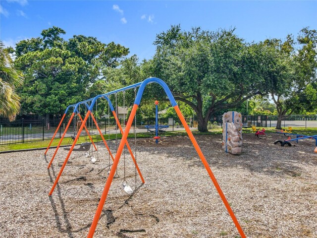 5312 Kingswood Dr, Orlando, FL 32810 - photo 84