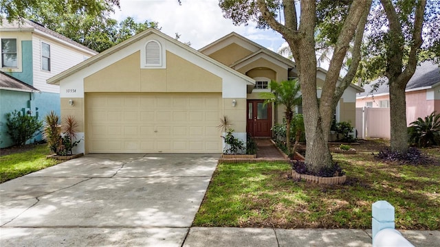 10934 Rushwood Way, Clermont, FL 34714 - photo 1