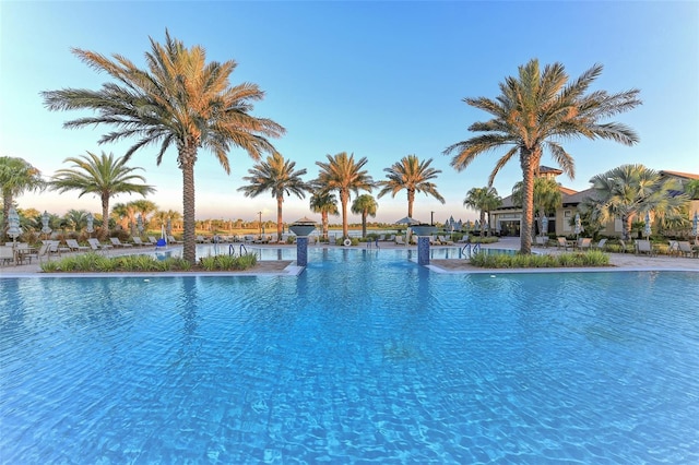 17109 Kenton Ter, Bradenton, FL 34202 - view of community pool