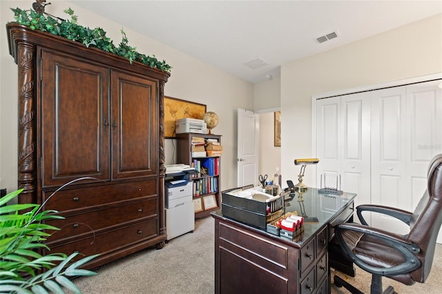 1452 Mickelson Ct, Davenport, FL 33896 - office space featuring light carpet
