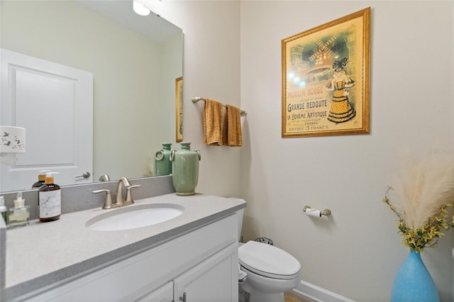 1452 Mickelson Ct, Davenport, FL 33896 - half bathroom featuring vanity and toilet
