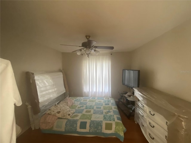 13327 Caspian Ln, Clermont, FL 34711 - bedroom with a ceiling fan