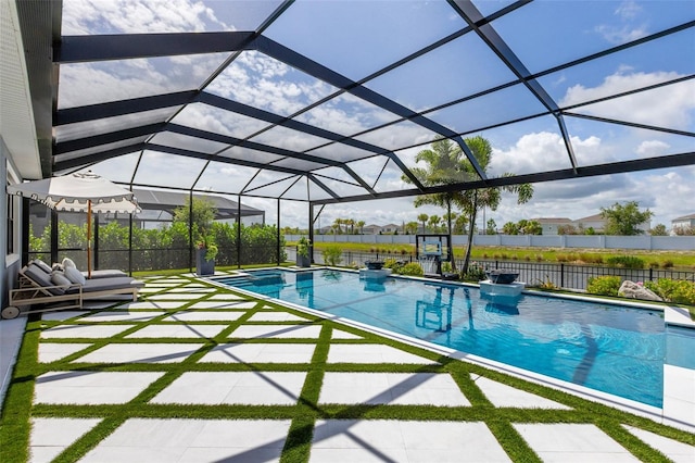9352 Santorini Dr, Orlando, FL 32827 - view of swimming pool with a patio and a pool with connected hot tub
