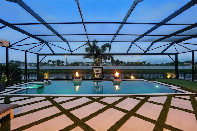 9352 Santorini Dr, Orlando, FL 32827 - view of swimming pool featuring a hot tub, a patio, and a lanai