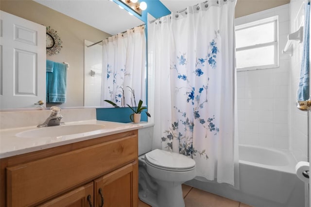 1525 Gants Cir, Kissimmee, FL 34744 - bathroom featuring vanity, tile patterned floors, and shower / bath combo with shower curtain