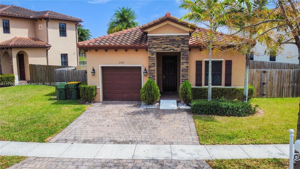 2391 NE 2nd Dr, Homestead, FL 33033 - photo 1