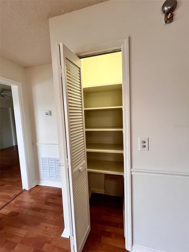 812 10th St, Saint Cloud, FL 34769 - view of pantry