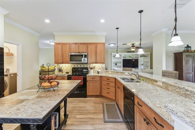 217 Sorrento Rd, Poinciana, FL 34759 - kitchen with black appliances, light wood-style flooring, crown molding, hanging light fixtures, and tasteful backsplash