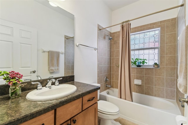 217 Sorrento Rd, Poinciana, FL 34759 - bathroom with shower / tub combo and vanity