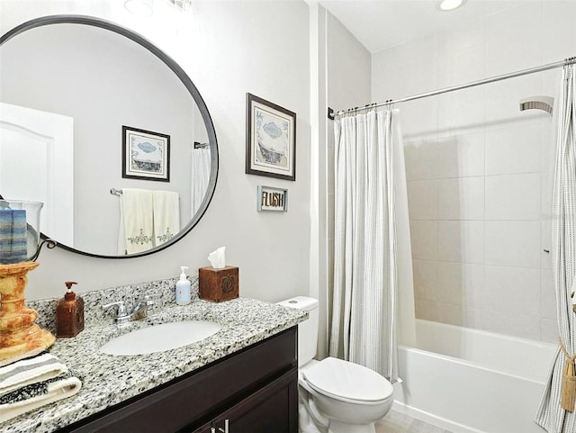 1456 Sourwood Dr, Ocoee, FL 34761 - bathroom featuring vanity and shower / bath combination with curtain