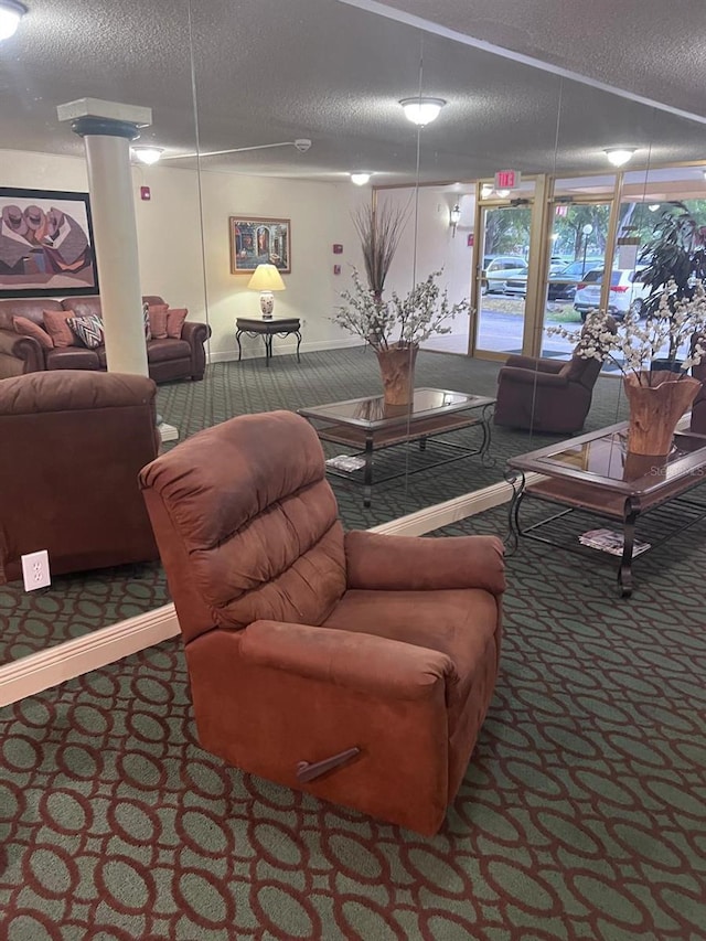 6831 SW 147th Ave Unit 3H, Miami, FL 33193 - building lobby featuring a textured ceiling