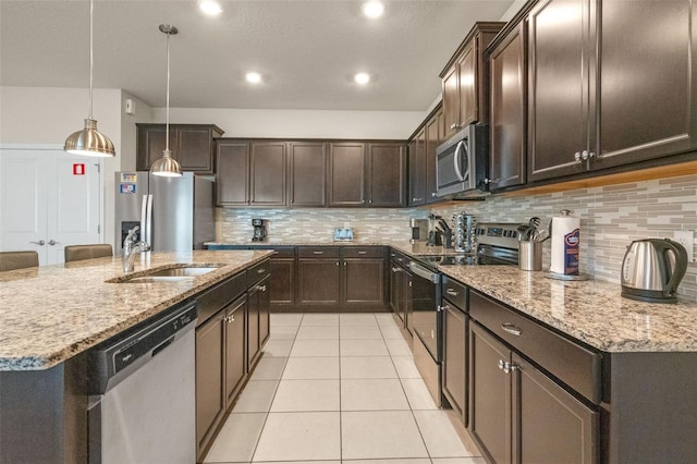 2260 Lelani Cir, Davenport, FL 33897 - photo 12