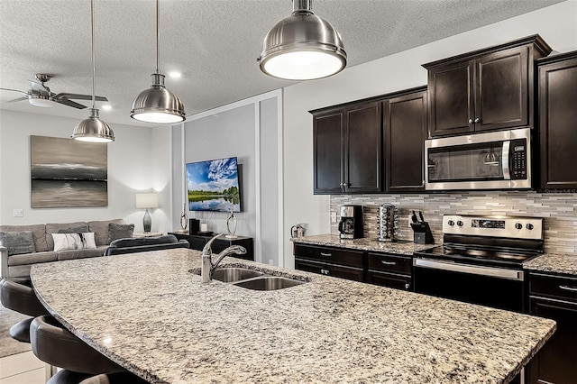 2191 Lelani Cir, Davenport, FL 33897 - photo 16