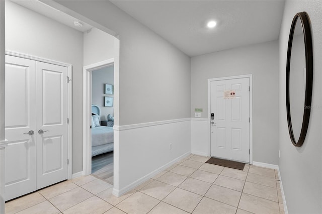 2131 Lelani Cir, Davenport, FL 33897 - entrance foyer featuring light tile patterned floors and recessed lighting