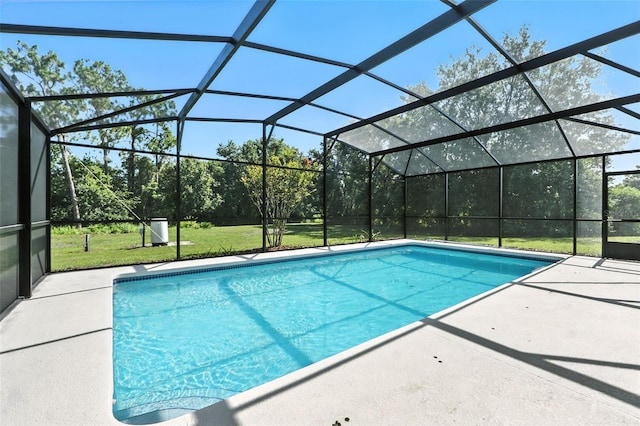 4635 Deer Run Rd, Saint Cloud, FL 34772 - outdoor pool with a patio, a yard, and a lanai