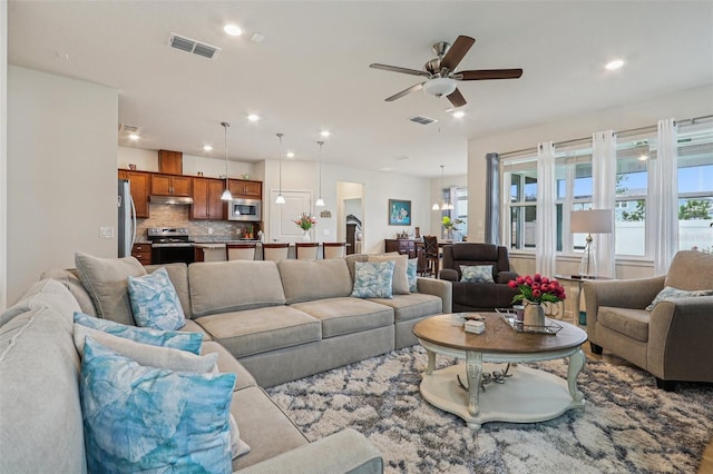 2015 Spring Shower Cir, Kissimmee, FL 34744 - photo 9