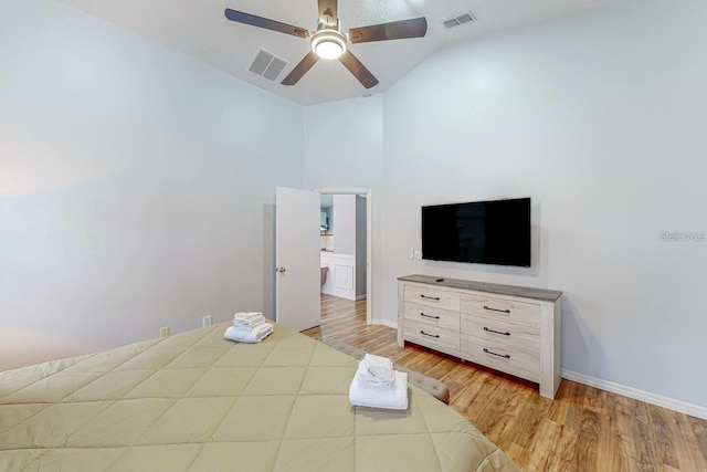 120 Bloomingdale Dr, Davenport, FL 33897 - bedroom with lofted ceiling, light wood-style flooring, and a ceiling fan