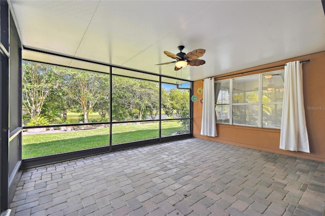 521 Milano Rd, Kissimmee, FL 34759 - unfurnished sunroom with ceiling fan