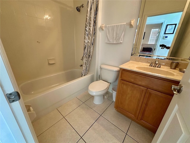 352 Cherokee Ave, Haines City, FL 33844 - full bath featuring shower / tub combo with curtain, vanity, and tile patterned floors
