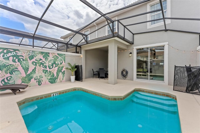 4840 Romeo Cir, Kissimmee, FL 34746 - outdoor pool featuring a patio area and a lanai
