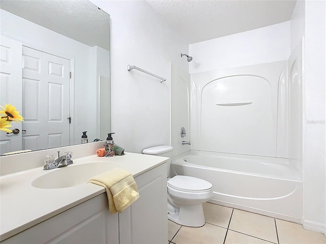 2760 Club Cortile Cir, Kissimmee, FL 34746 - photo 24