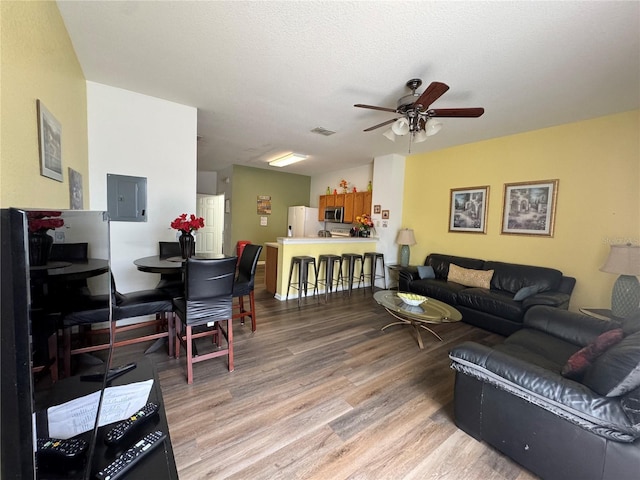 7658 Otterspool St, Kissimmee, FL 34747 - photo 3